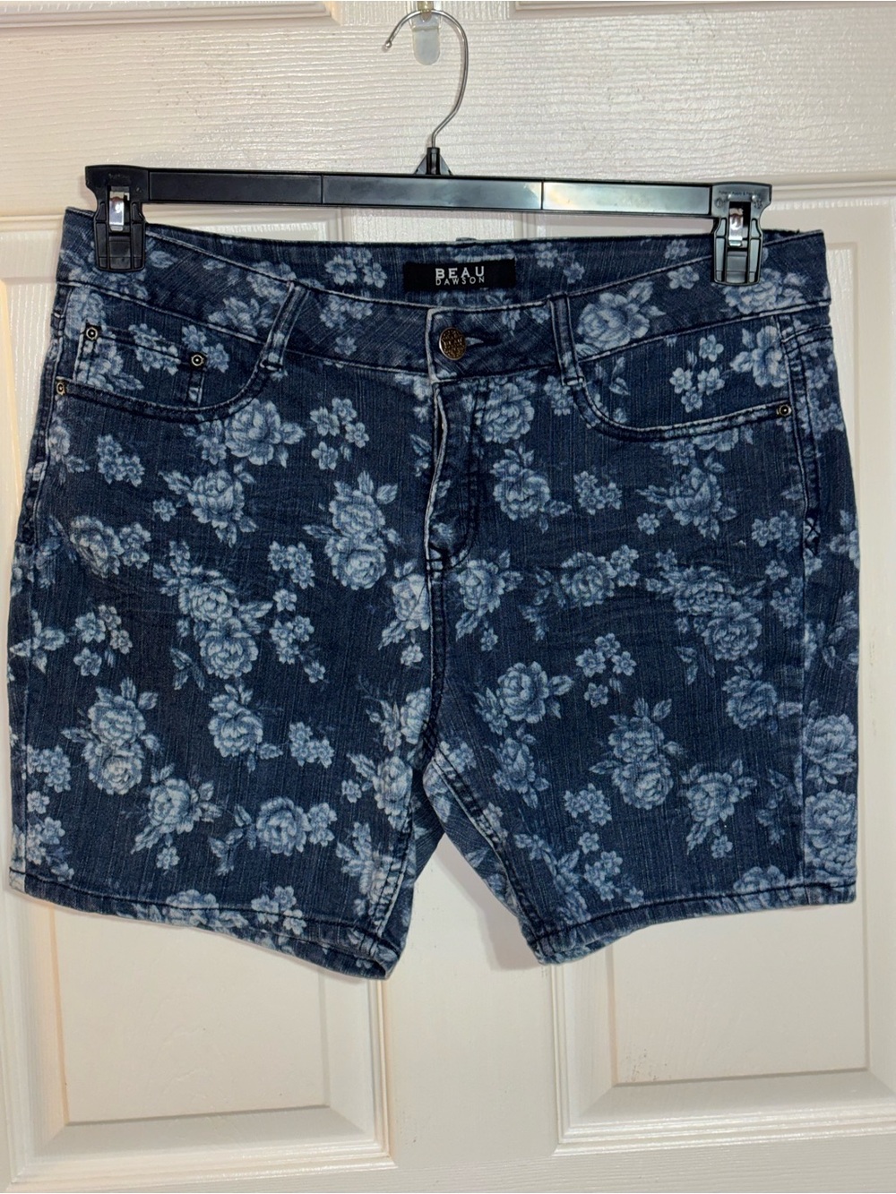 Beau Crown Floral-Print Dark Blue Women's Jean Shorts